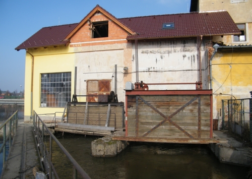 esle - pohled na budovu MVE po rekonstrukci